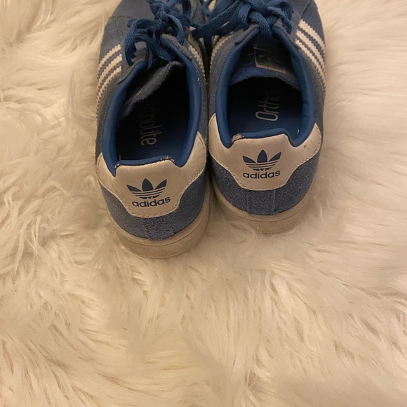 Adidas Kids Campus shoes; US size 3 - Picture 3 of 4